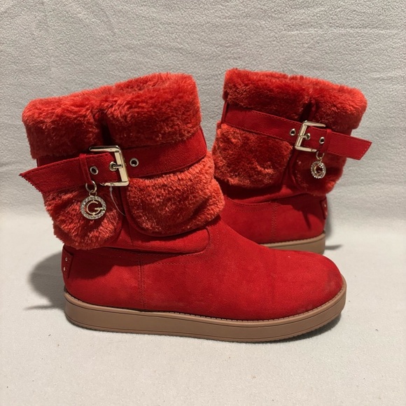GBG Red Buckle Accent Cushioned Adlea Ankle Boots size 7 M - Picture 1 of 8